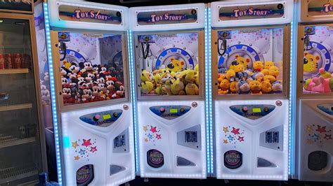 Arcade Experts Tell Us Why We Never Win Toys in Claw .